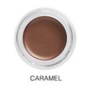 Anastasia Beverly Hills Dipbrow Pomade in Caramel